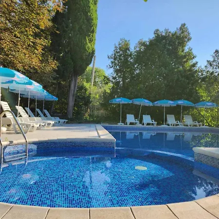 فندق Park-hotel Rusalka 3*